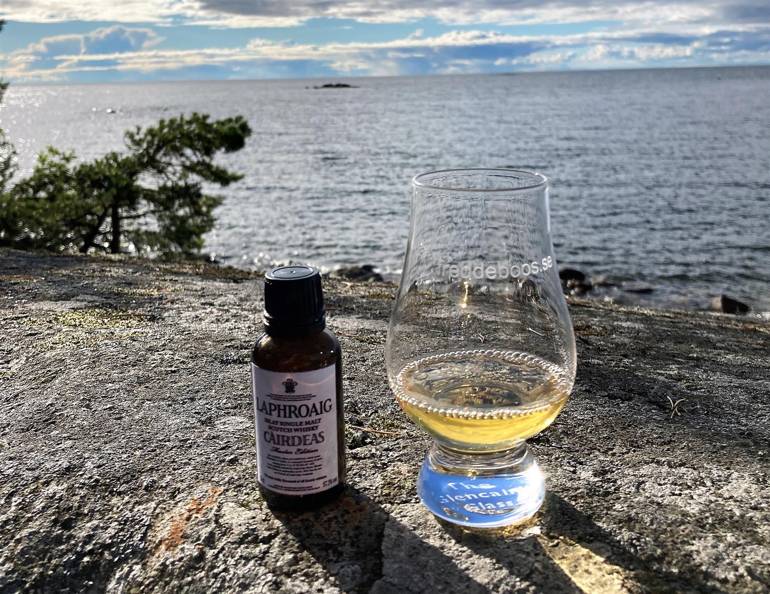 Laphroaig Càirdeas 2010 Master Edition (Hogsheads Ex-Bourbon Casks) 11 yo 57,3%